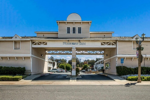 Rodeway Inn Old Town Temecula image 1